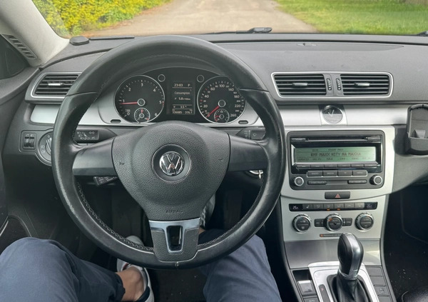 Volkswagen Passat cena 21900 przebieg: 337000, rok produkcji 2014 z Jaworzno małe 137